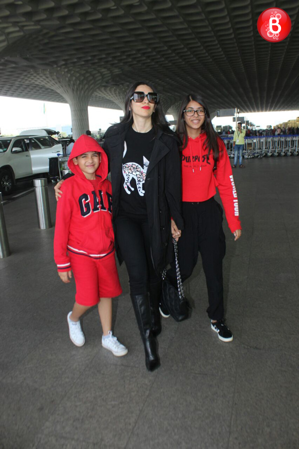 Karisma Kapoor at airport