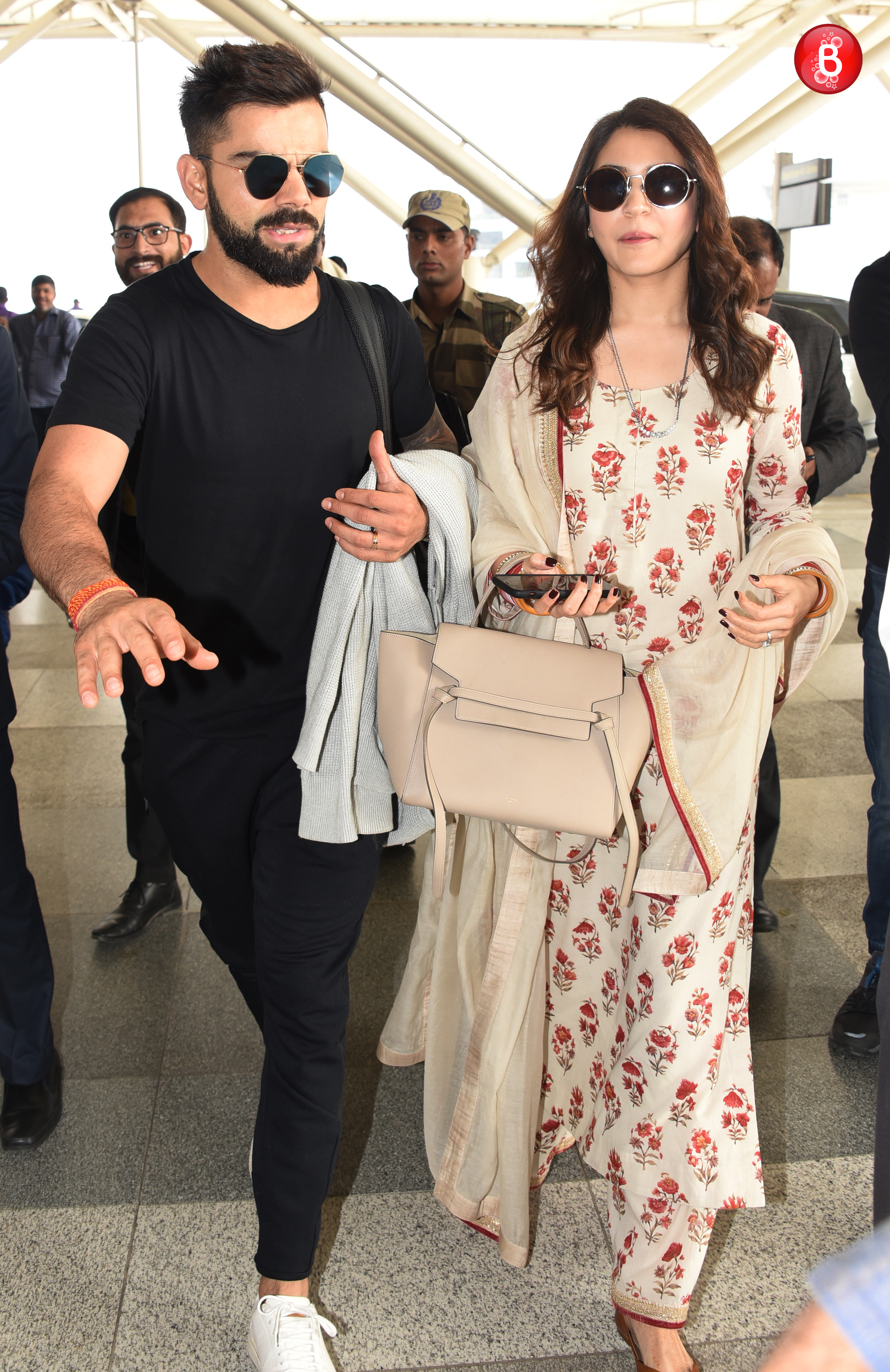 Virat Kohli and Anushka Sharma photos