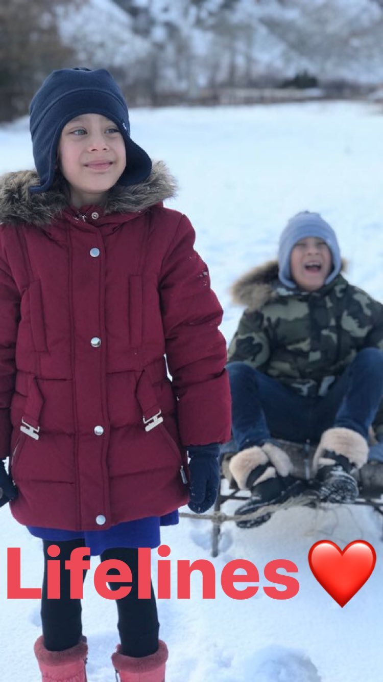 Sanjay Dutt spending quality time with his family