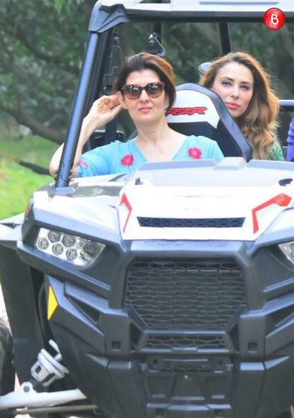 Iulia Vantur with Sangeeta Bijlani photos