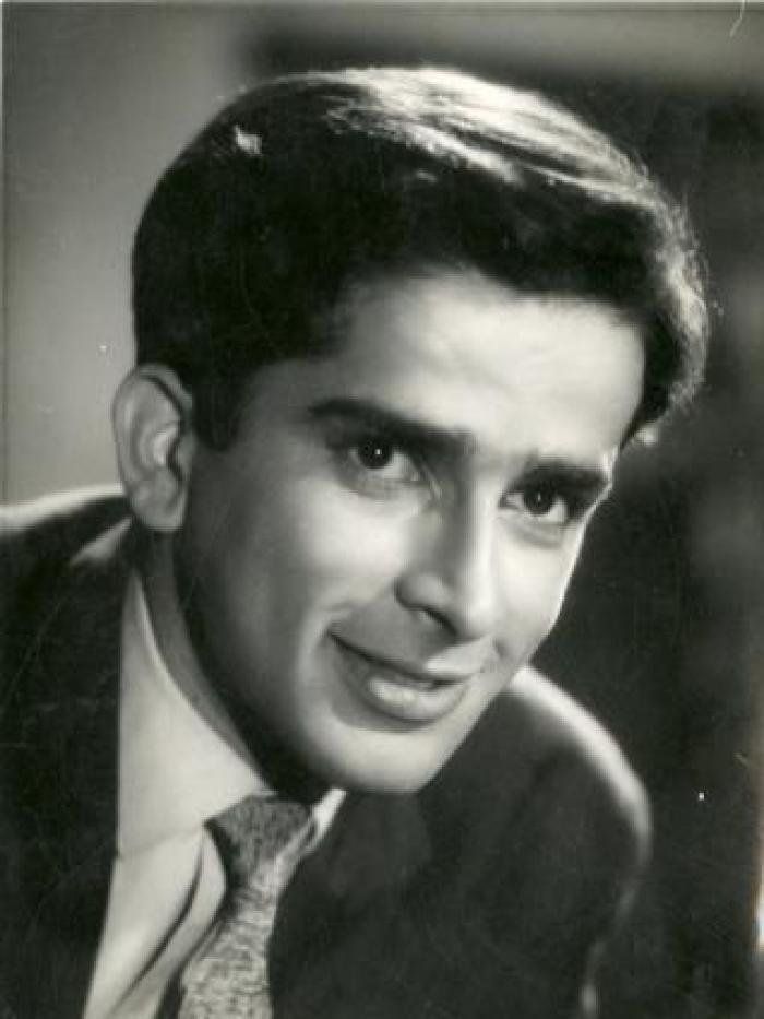 Shashi Kapoor, the superstar and a ONE woman man ...