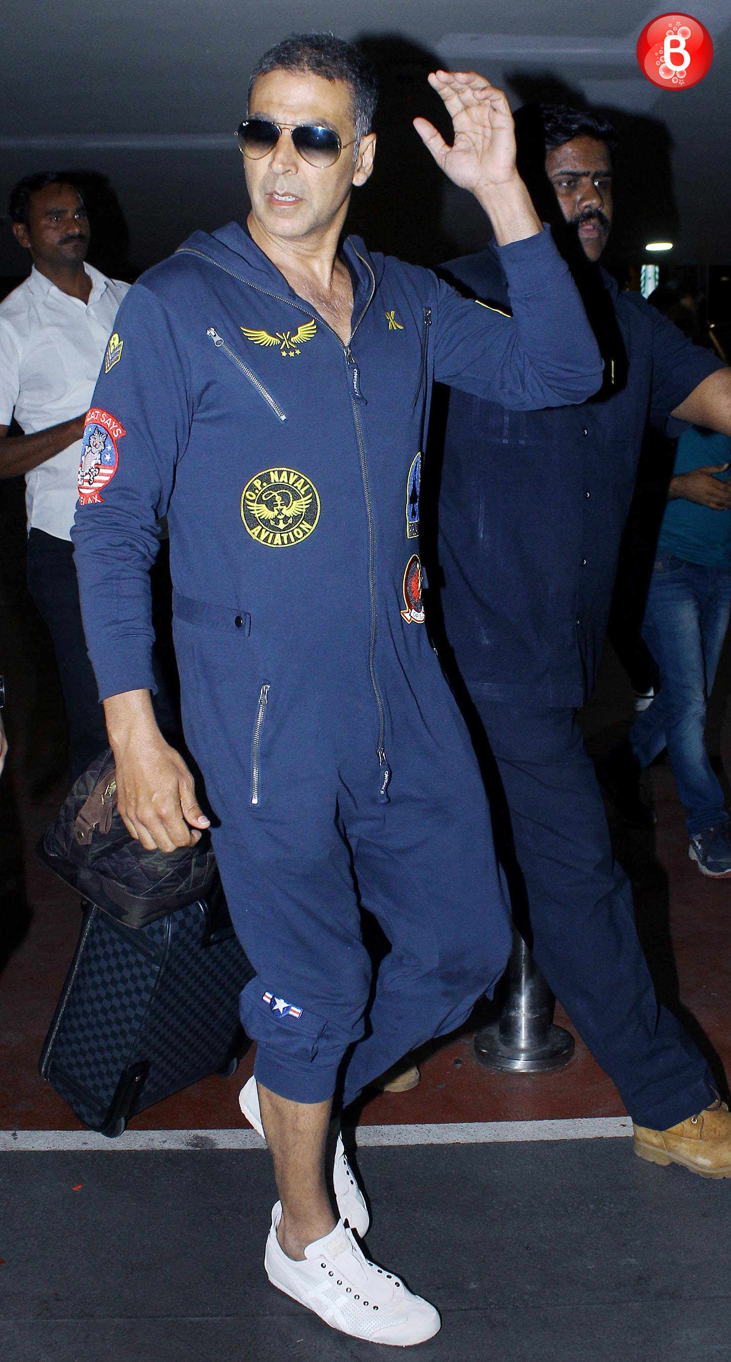 Papped: Akshay Kumar and family back in Mumbai after their summer break ...