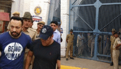 FIRST PICTURES: Salman Khan walks out of the Jodhpur Central Jail post Bail