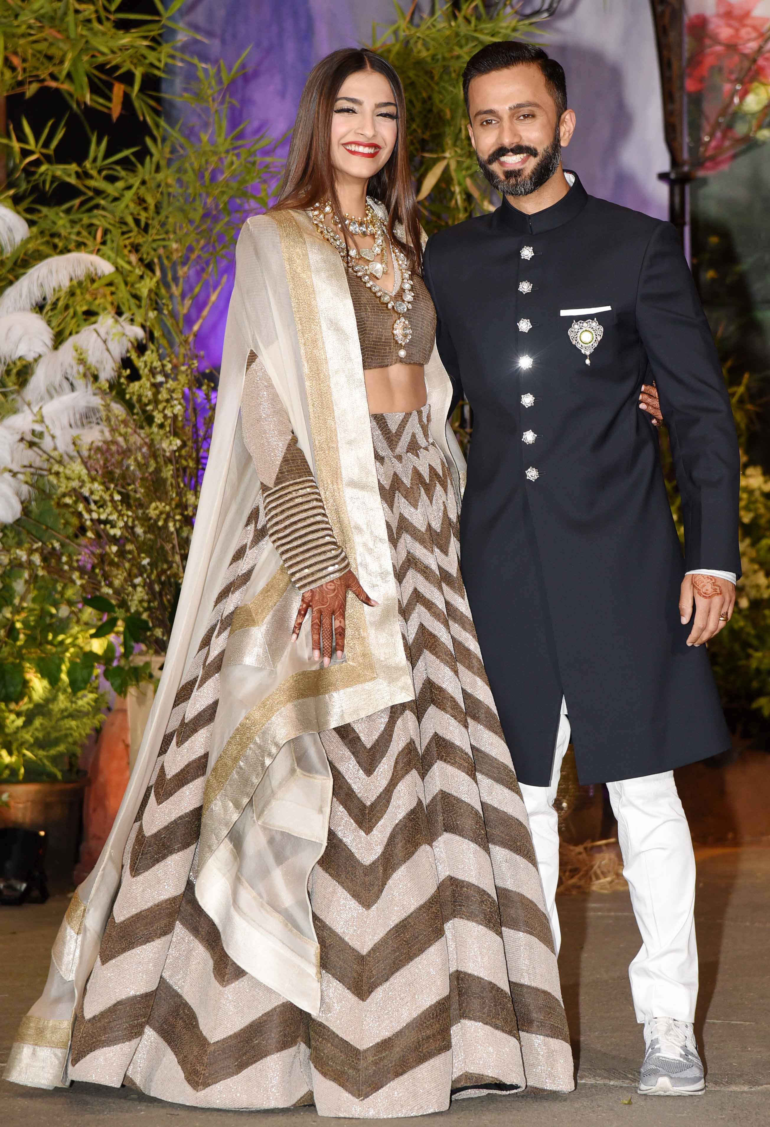 11 B-town Couples Who Turned Heads At Sonam Kapoor- Anand Ahuja Wedding ...