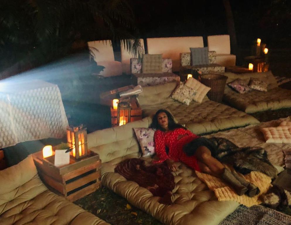 pics shibani dandekar cosy birthday bash farhan akhtar