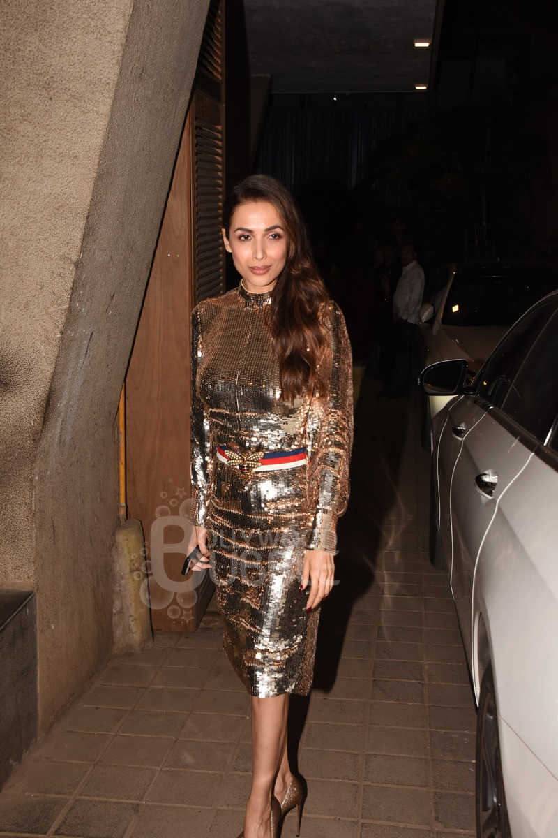 punit malhotra bash tiger shroff ananya janhvi karan johar