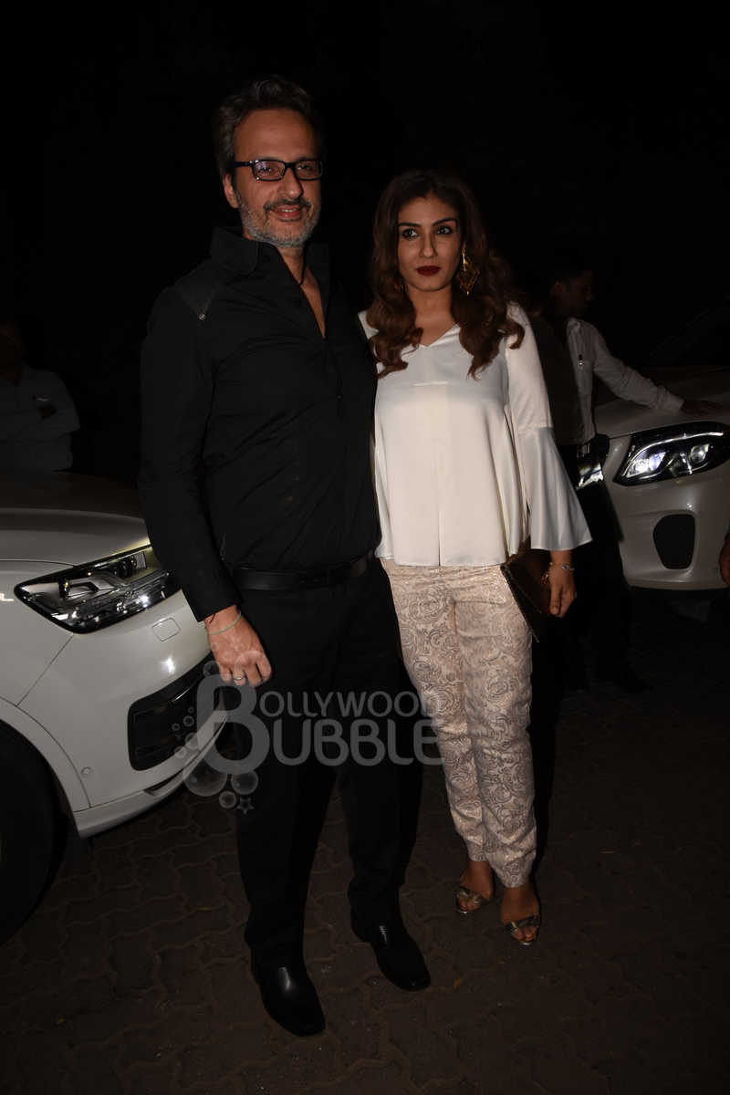 punit malhotra bash tiger shroff ananya janhvi karan johar