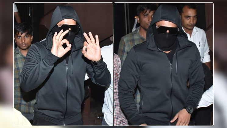 ranveer singh undercover mask simmba cinema hall