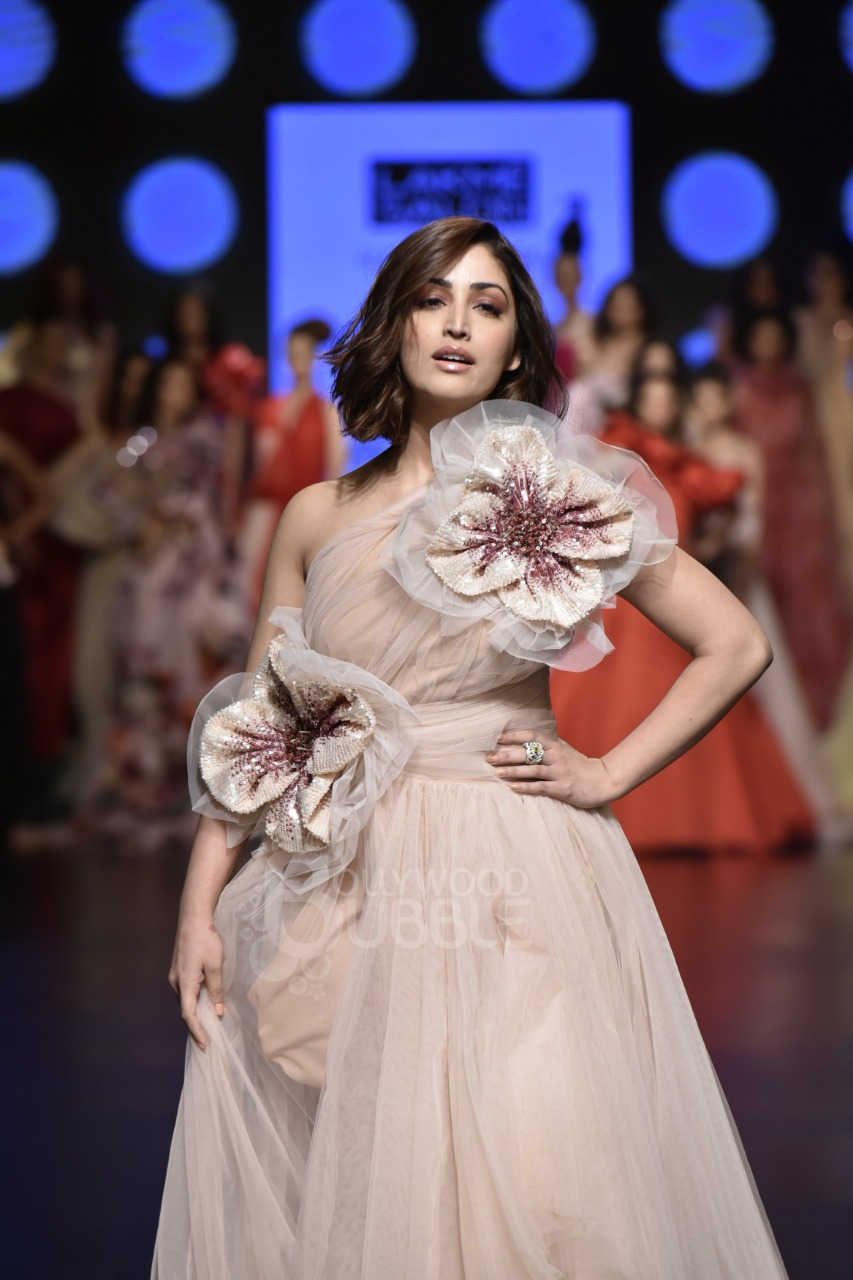 Yami Gautam Lakme Fashion Week 2019