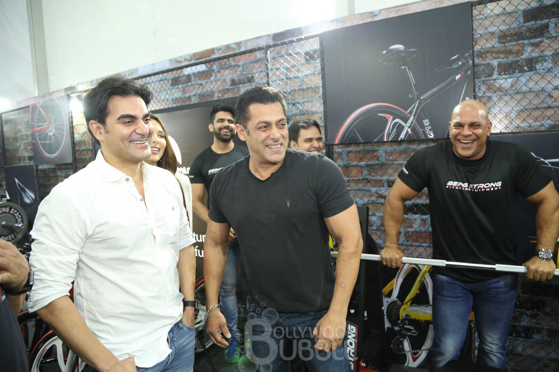 pics salman arbaaz iulia fitness event