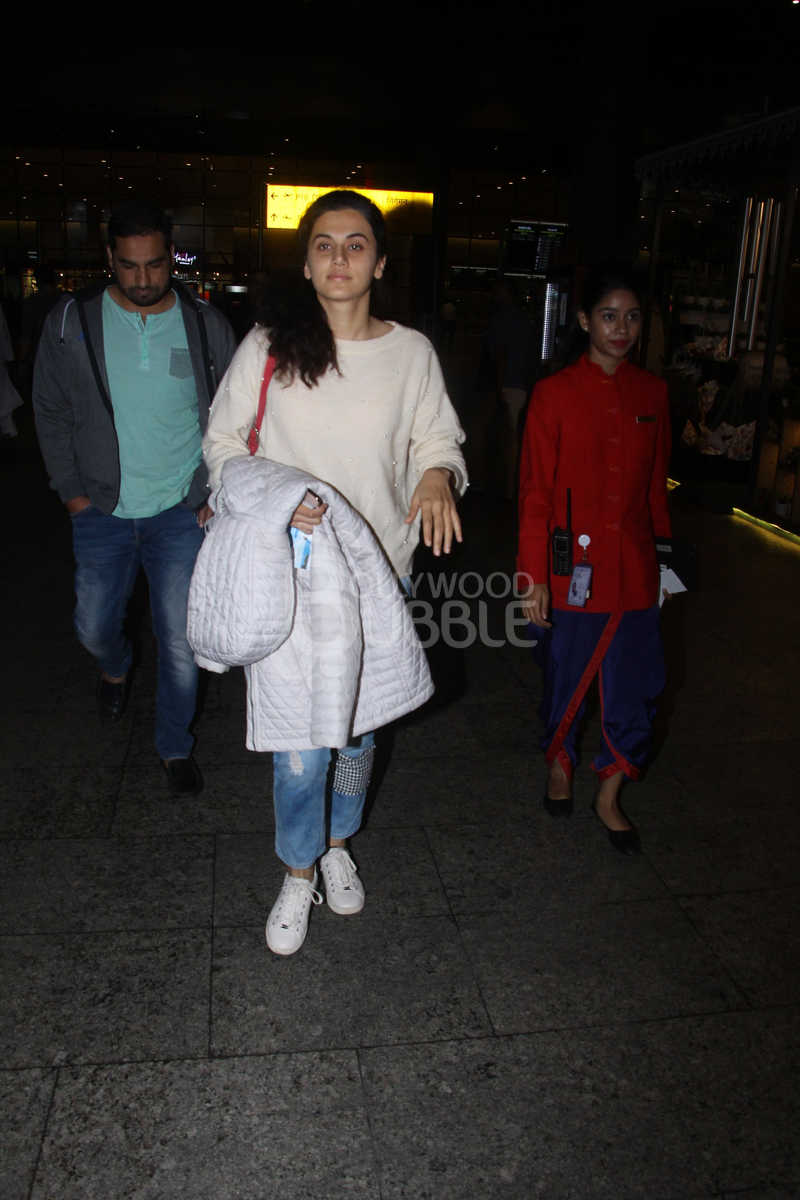 airport diaries kareena shruti aishwarya