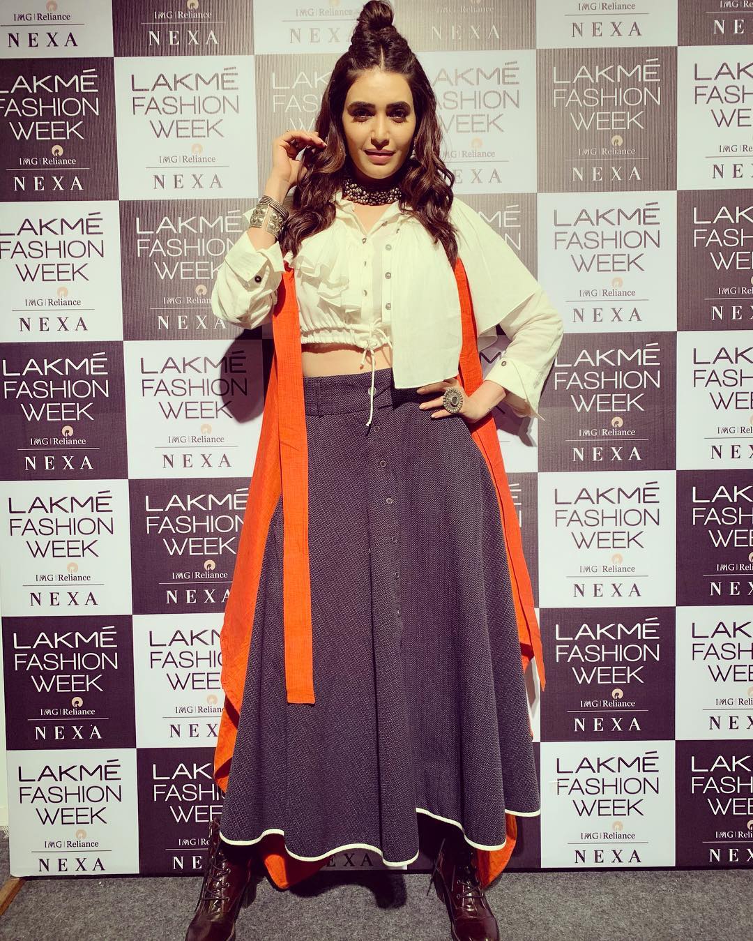 Karishma Tanna Lakme Fashion Week 2019