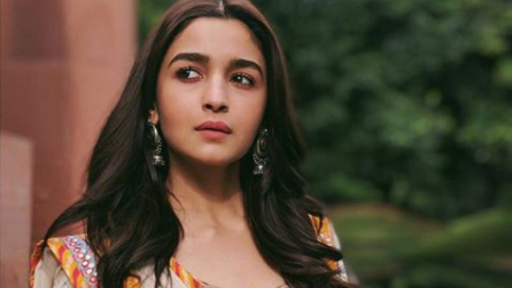 Alia Bhatt S Doppelganger Recreates A Scene From Gully Babe