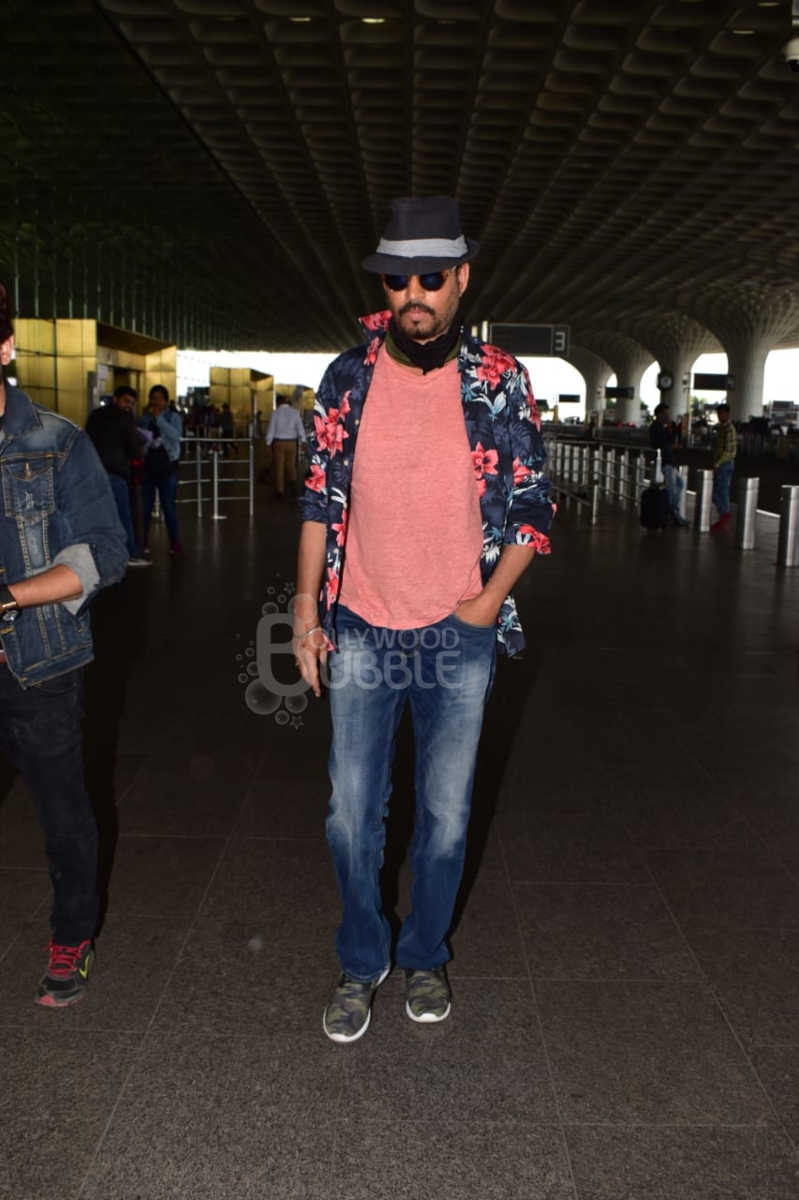 pics irrfan khan airport
