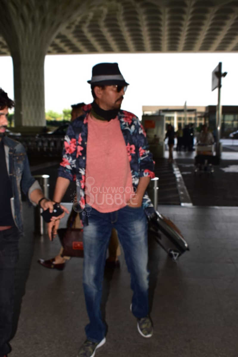 pics irrfan khan airport
