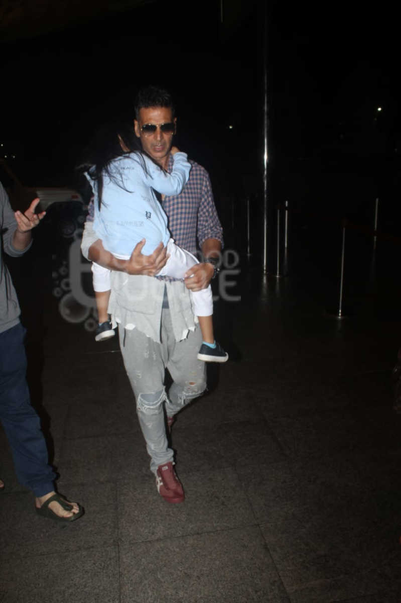 Akshay Kumar Twinkle Khanna Nitara