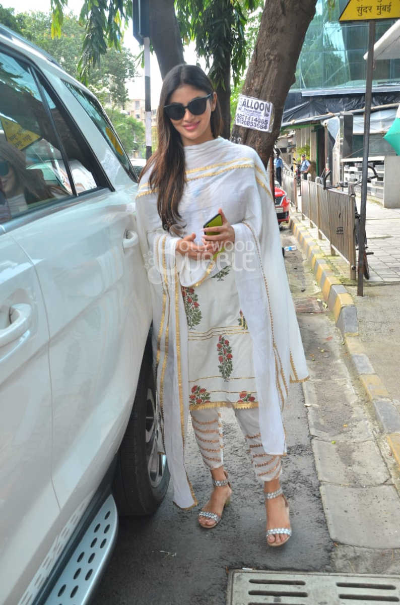 Mouni Roy OOTD