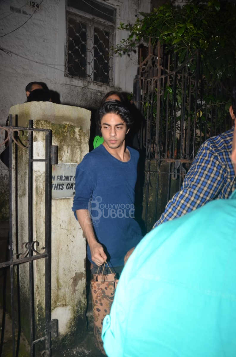 The Lion King Shah Rukh Khan Aaryan AbRam Suhaha Gauri