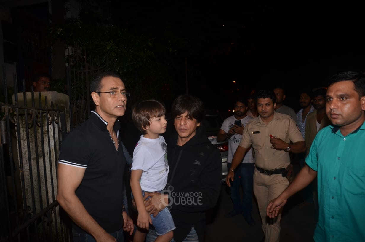 The Lion King Shah Rukh Khan Aaryan AbRam Suhaha Gauri