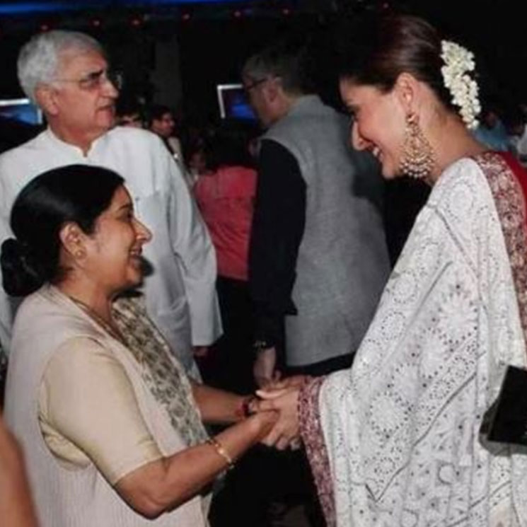 Kareena with Sushma Swaraj