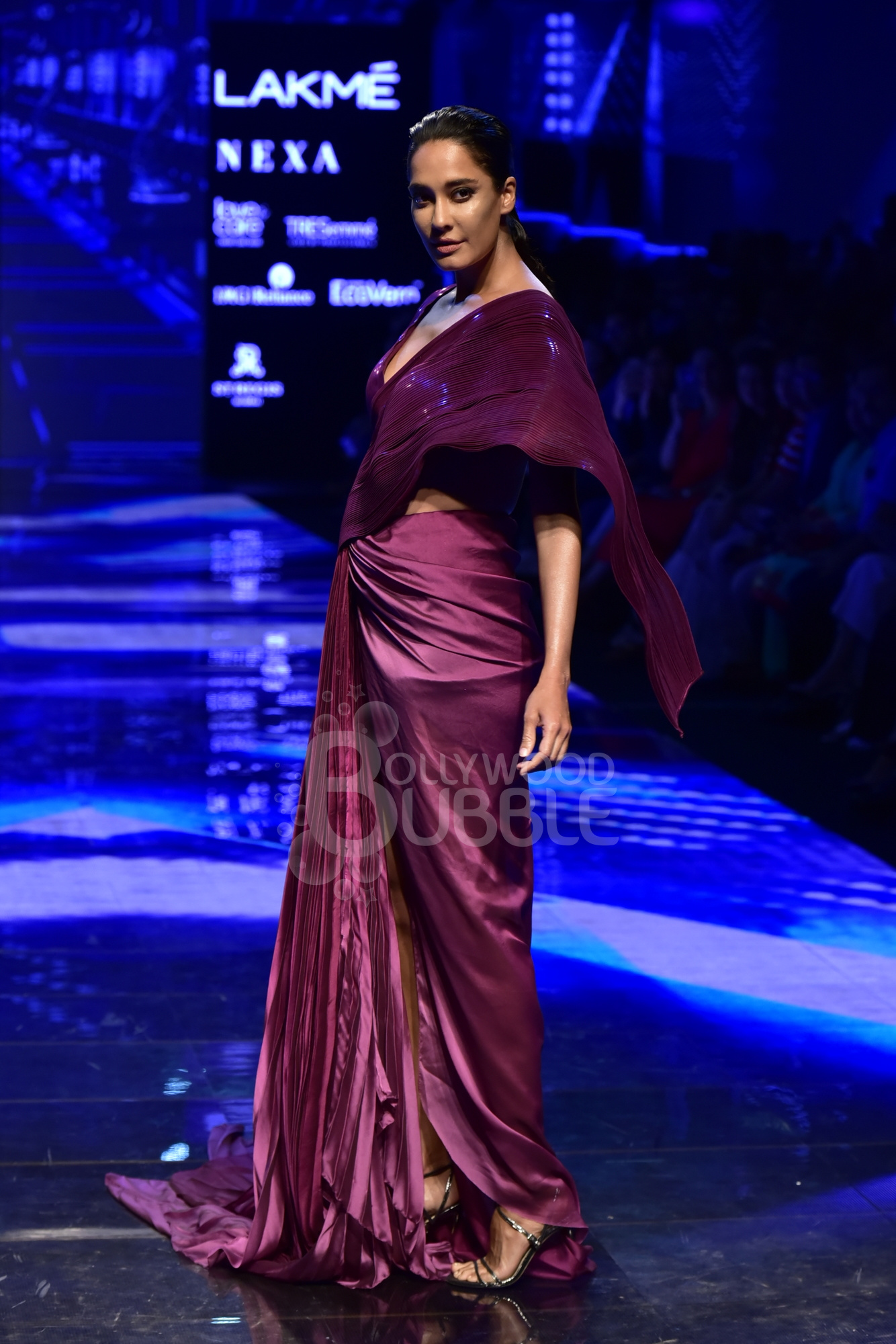 Lisa Haydon LFW 2019