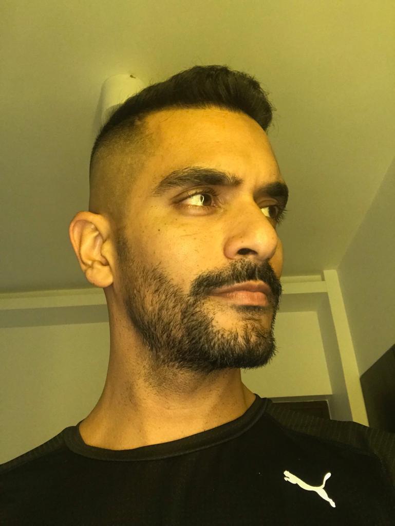 Angad Bedi Kargil Girl