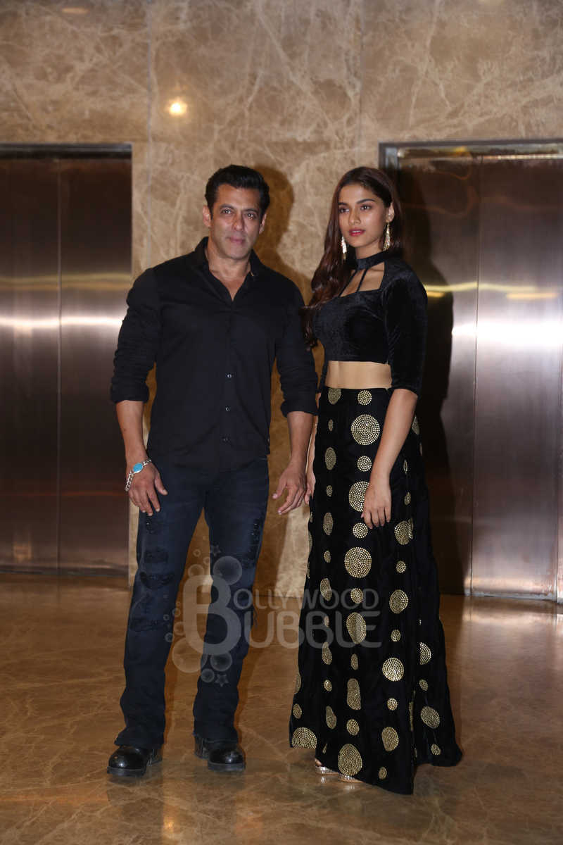 ramesh taurani diwali party salman