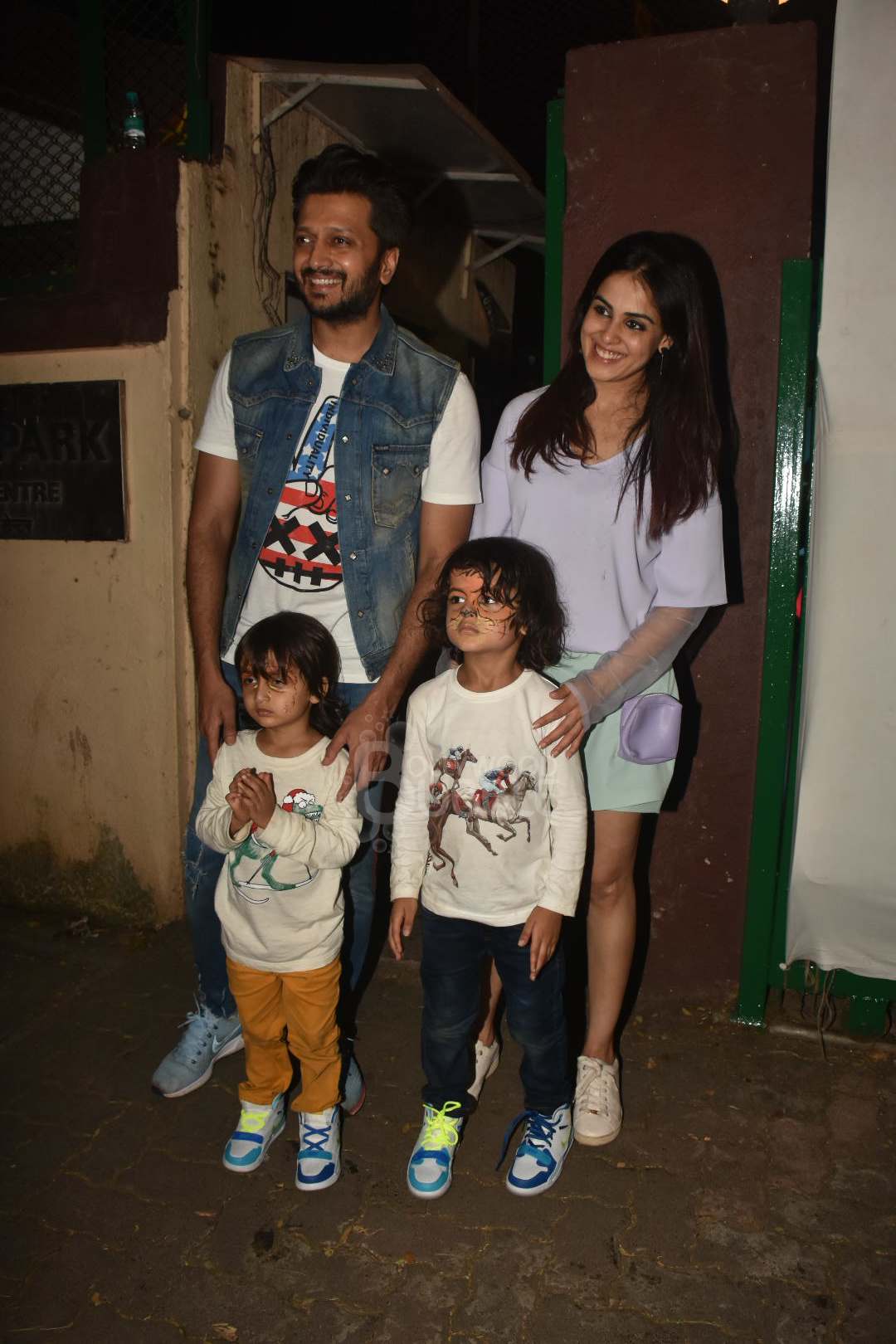 Riteish and Genelia with their kids