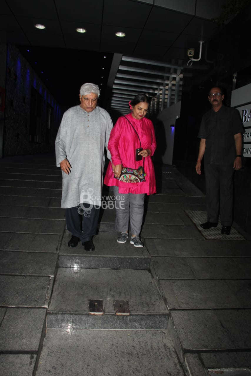 Farhan Akhtar-Shibani Dandekar Family Dinner