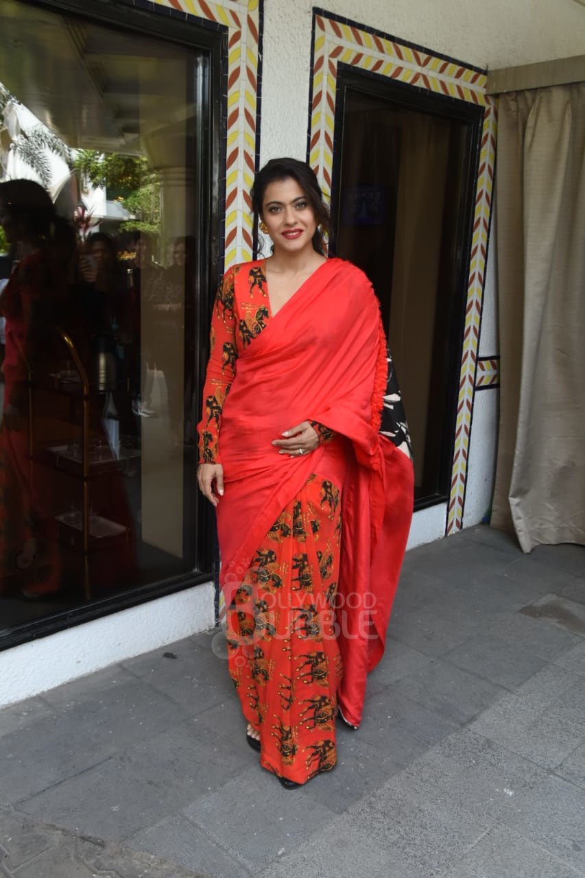 Kajol Red Saree OOTD