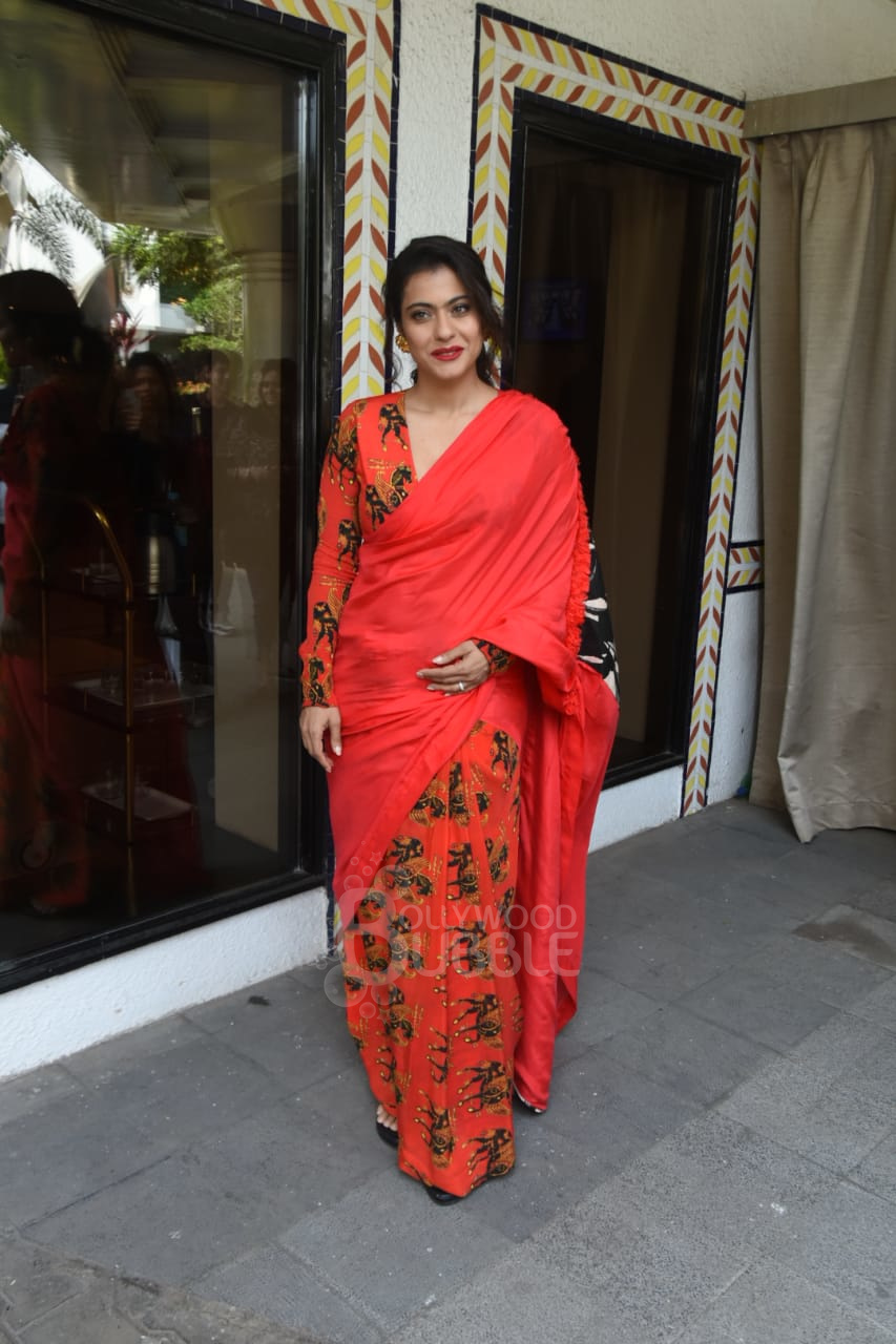 Kajol Red Saree OOTD