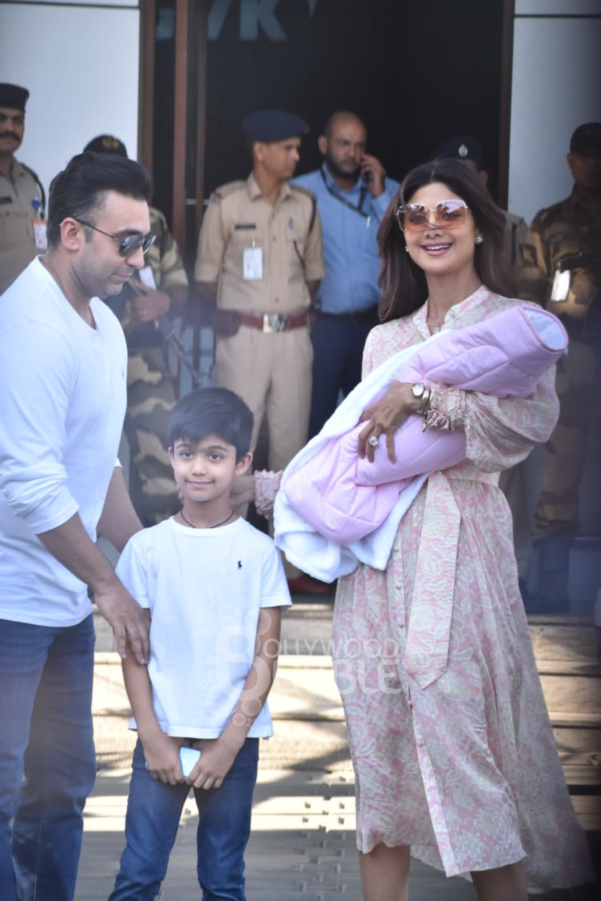 Shilpa Shetty with family