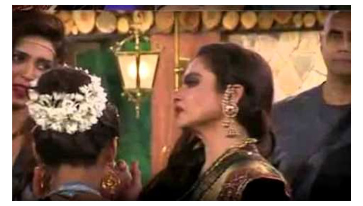 Rekha, Puneet Issar, Bigg Boss 8