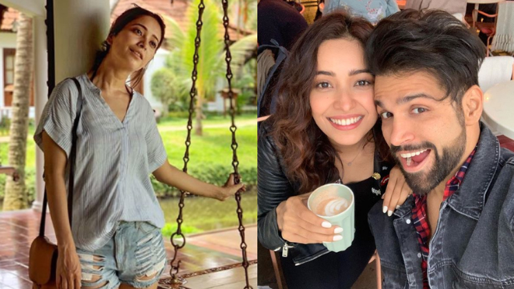 Asha Negi goes offline