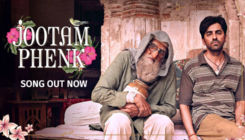 'Jootam Phenk' Song: Amitabh Bachchan and Ayushmann Khurrana are into a battle of wits