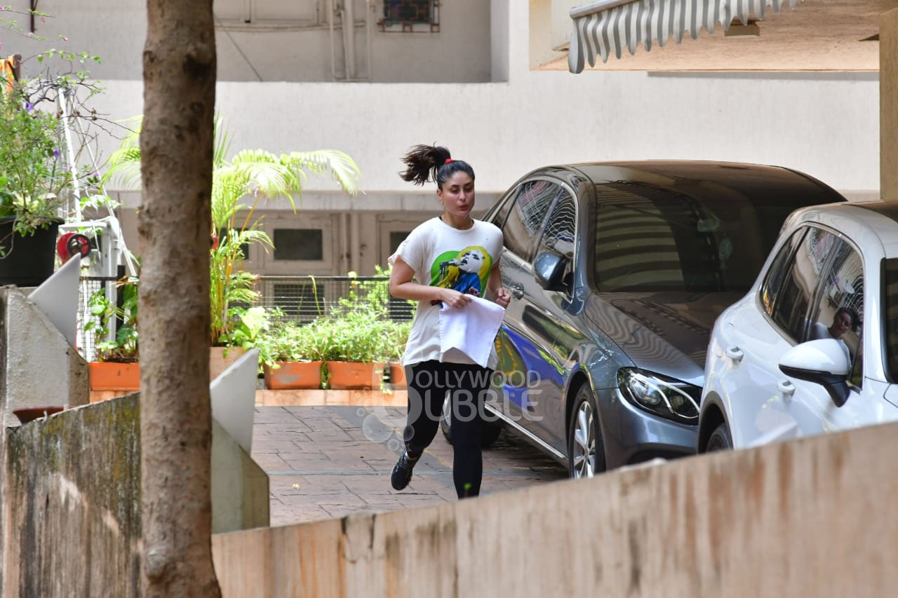 Kareena Kapoor heads out for a run amidst the lockdown - view pics ...