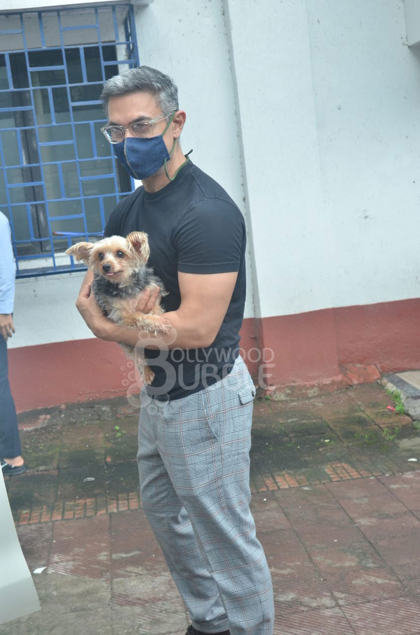 Aamir Khan with pet