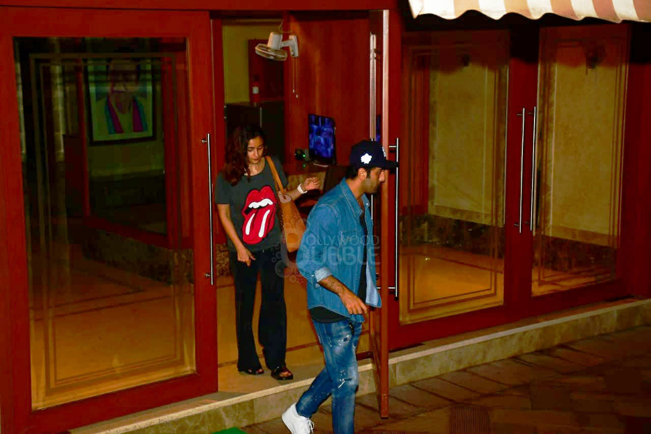 Ranbir Alia Sanjay Dutt's house