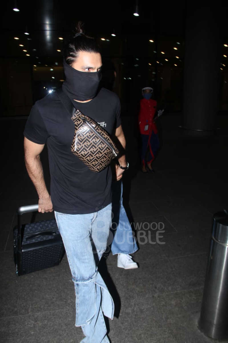 Ranveer Singh deepika padukone airport bengaluru