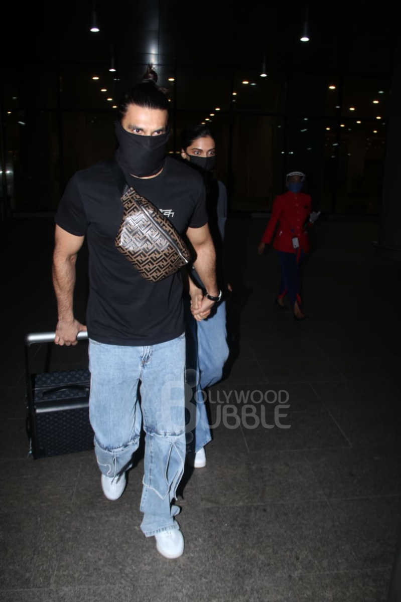 Ranveer Singh deepika padukone airport bengaluru