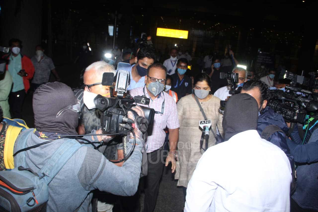 CBI arrives in Mumbai