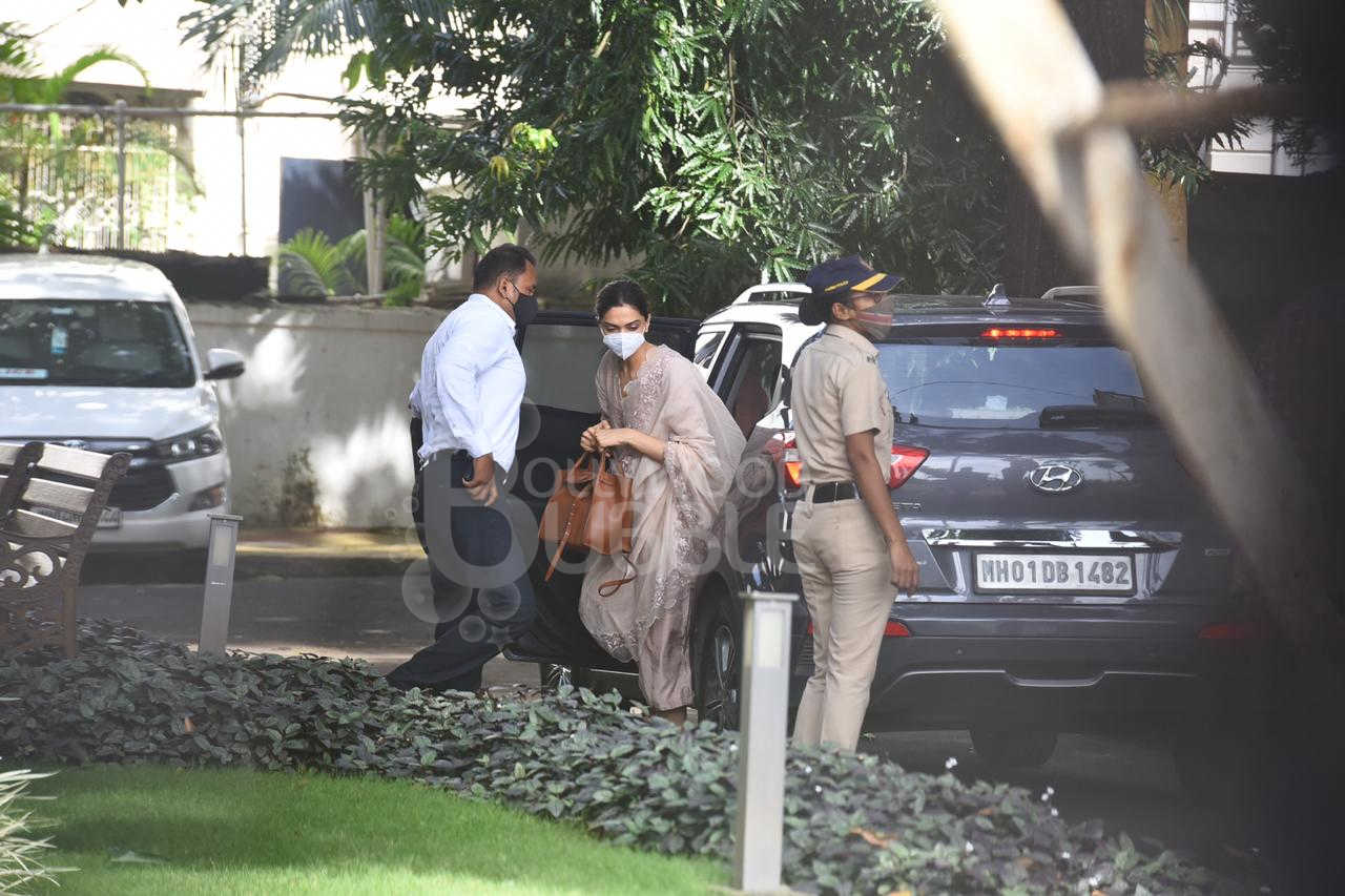 Deepika Padukone at the NCB office