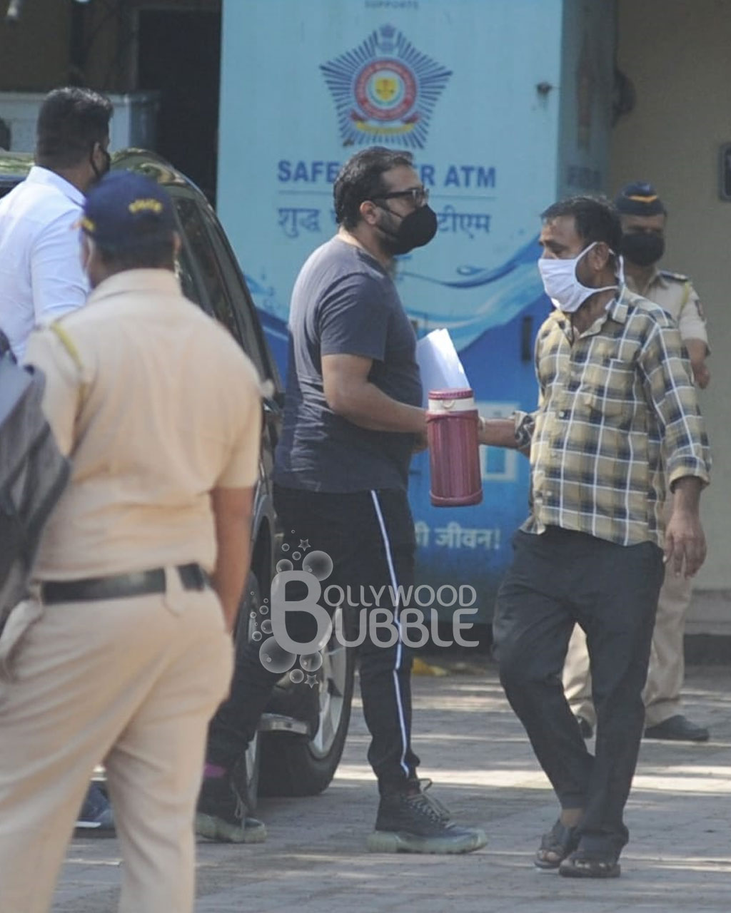 Anurag Kashyap at Versova station