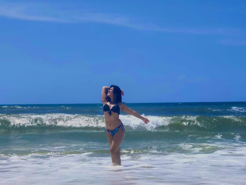 Nidhi Bhanushali Hot pics