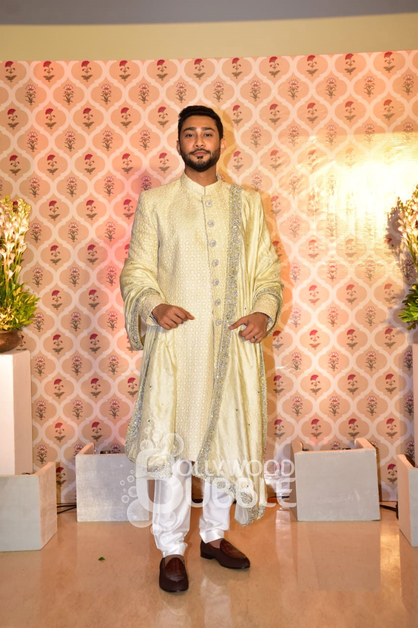 Gauahar-Zaid wedding pics