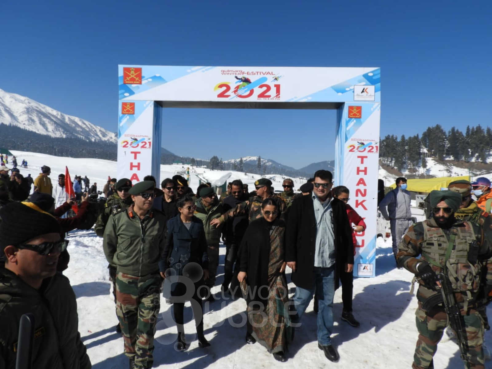 Vidya balan arbaaz khan kashmir gulmarg winter festival