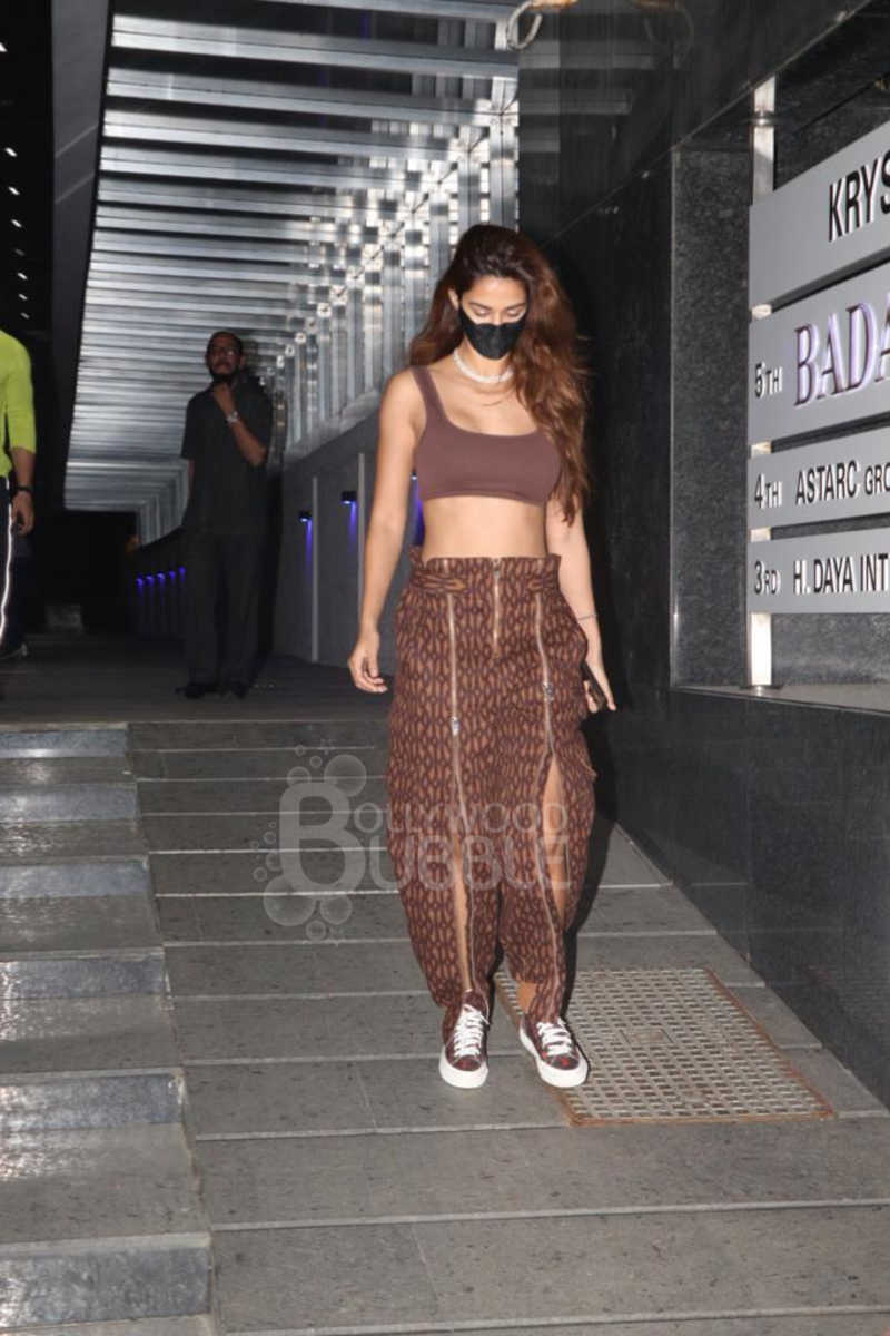 Tiger shroff disha patani dinner date