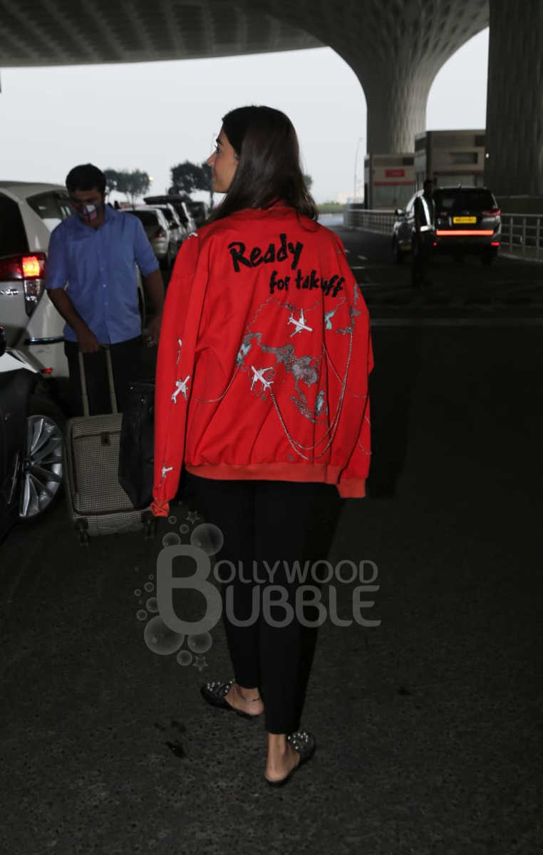 Pooja hegde OOTD airport