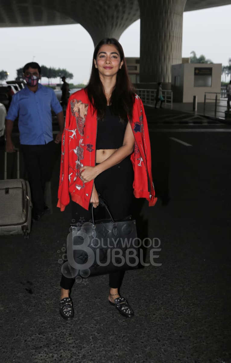 Pooja hegde OOTD airport