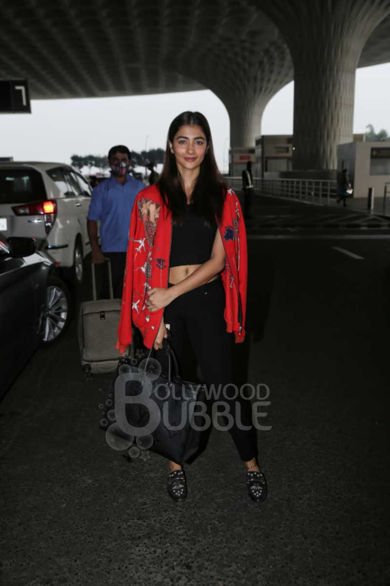 Pooja hegde OOTD airport